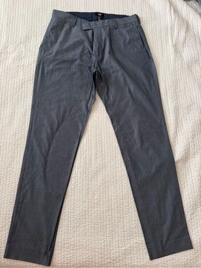 H&M Men's Dress Pants in Charcoal Gray